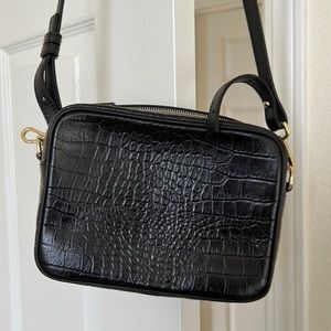 Quince Italian Leather Crossbody Bag